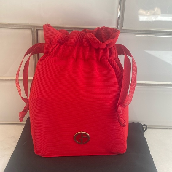 GEORGIO ARMANI NEW RED BEAUTY BAG-WITH BLACK ARMANI DUST BAG. GREAT GIFT… - Picture 1 of 10